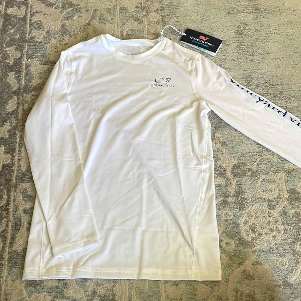 Vineyard Vines, Boys, Size S, Rash guard, NWT